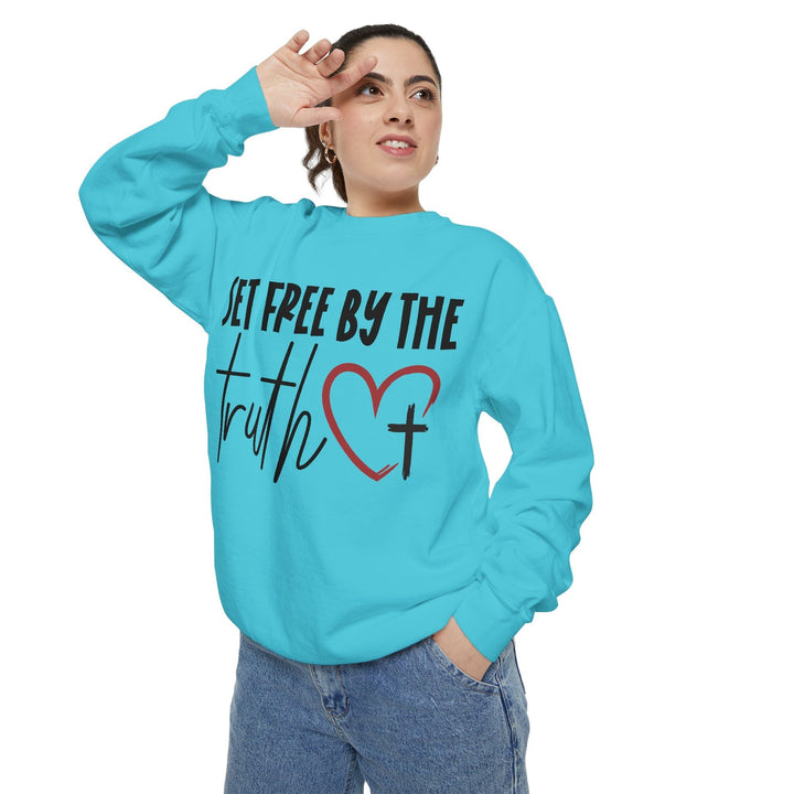 Set Free By Truth Unisex Garment-Dyed Sweatshirt - Faith Scripture Gift | Gifts Of Words